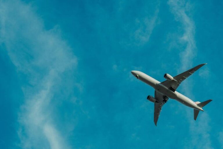 Flight representing payroll manager departure